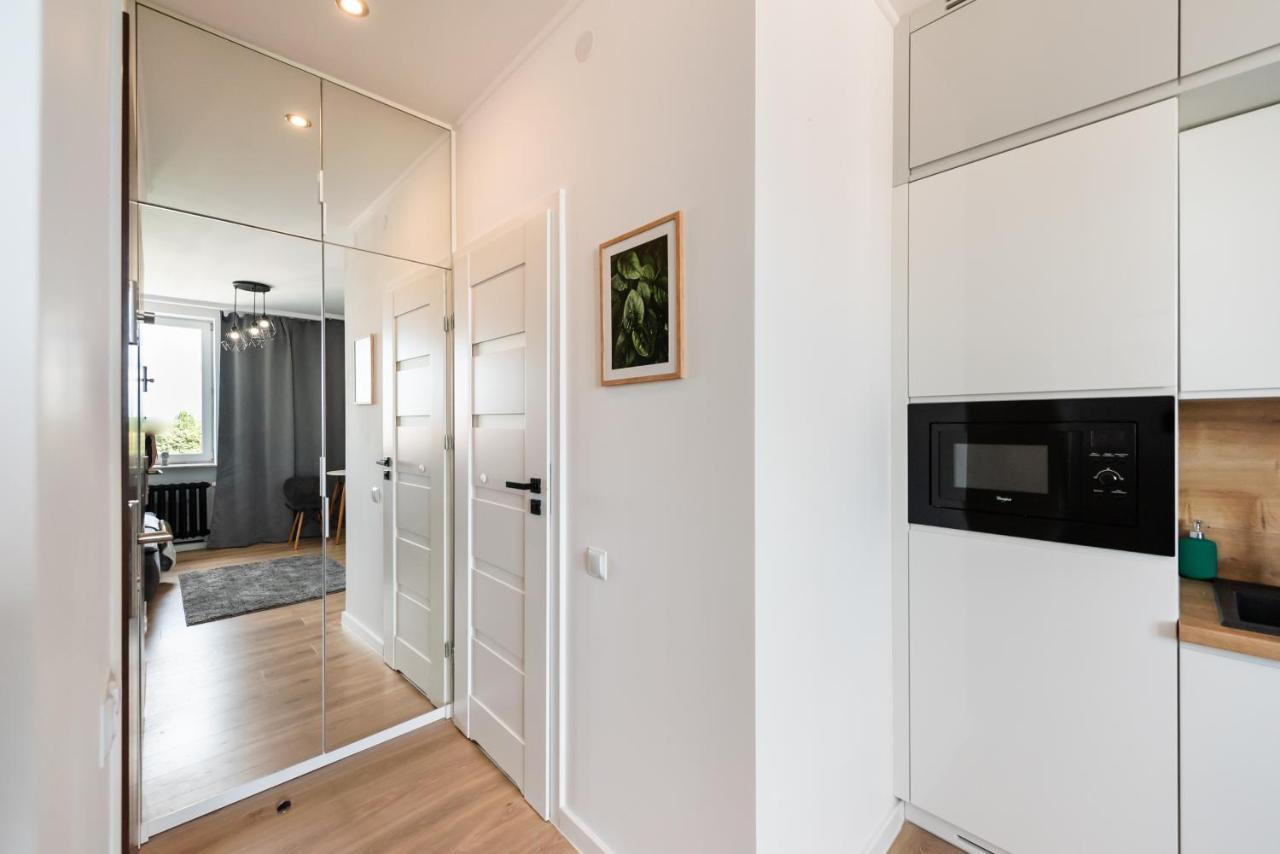 Centre High Floor View Apartment Warsaw